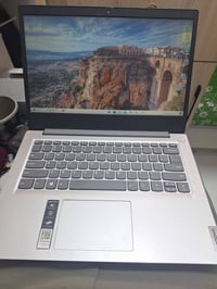 شراي يتصل ع راعية او واتساب 07819825385 لابتوب للبيع لينوفا سلم لابتوب...