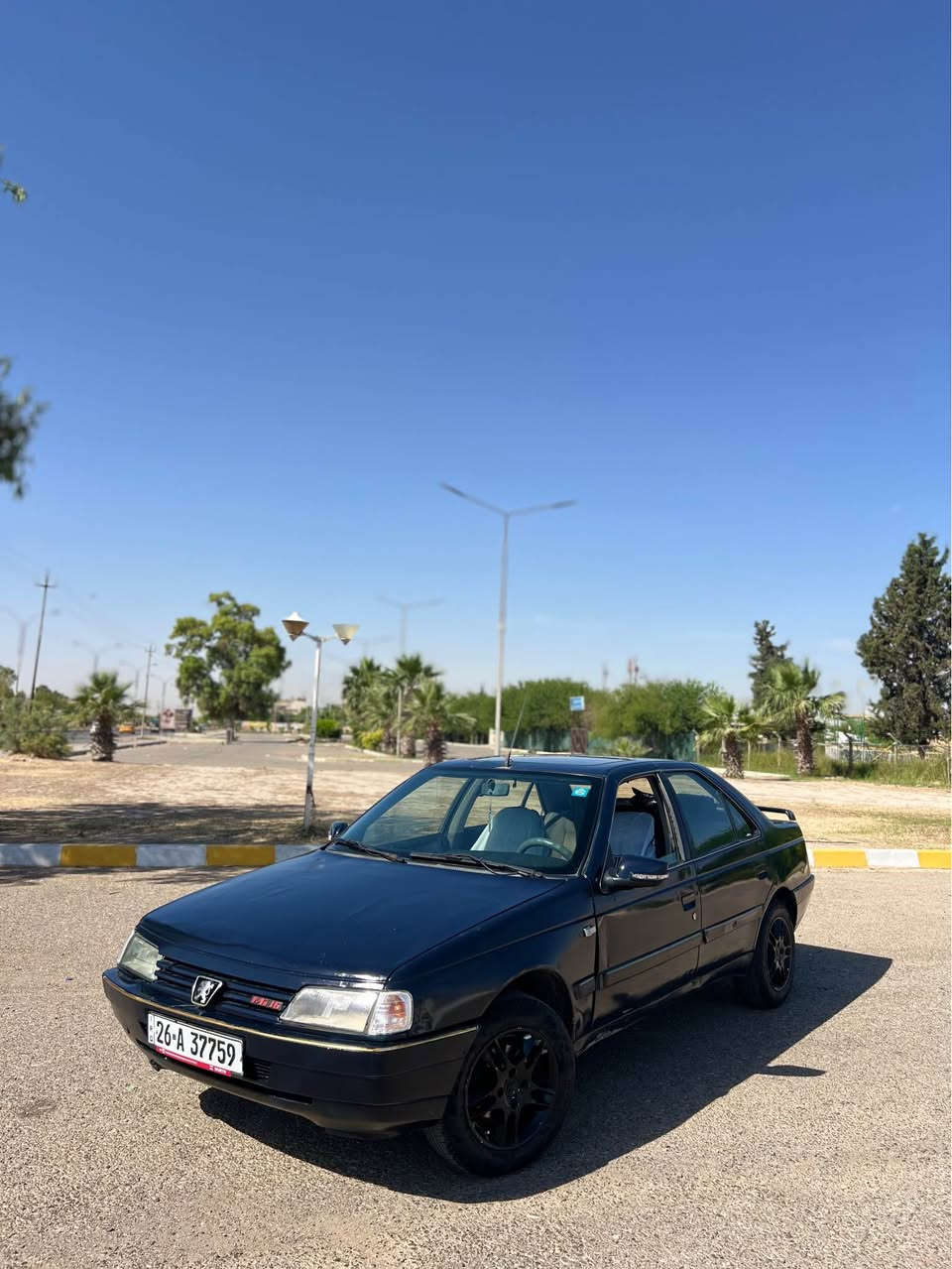 بيجو 405 فرنسي موديل 1993
كير محرك شرط بدون عيب كير عادي 
صبغ حزام جمالية بدون ضربة سقف بدون صبغ 
رقم صلاح الدين دولي بسمي تريد تحويل وكالة حاضر كوبون بنزين مقدم من زمان ويطلع بهاي الفتره 
تخم تايرات ويالة جديد صدر امامي خلفي جديد درايم شفت جديد + مرايات اشاير  + جاملغات اشاير
كشنات نظيفة جداً اني مغلفه جمالية 
سلايت جامات امامية كهرباء
شاشة ايباد + سماعات جديد 
كهربائيات كامله كلها شغالة  
السيارة جاهزه من كلشي ومصروف عليها بدون اي نواقص  السعر مناسب جداً 27 ورقة وبيها مجال بسيط كلش للشراي *********** كركوك, العراق
