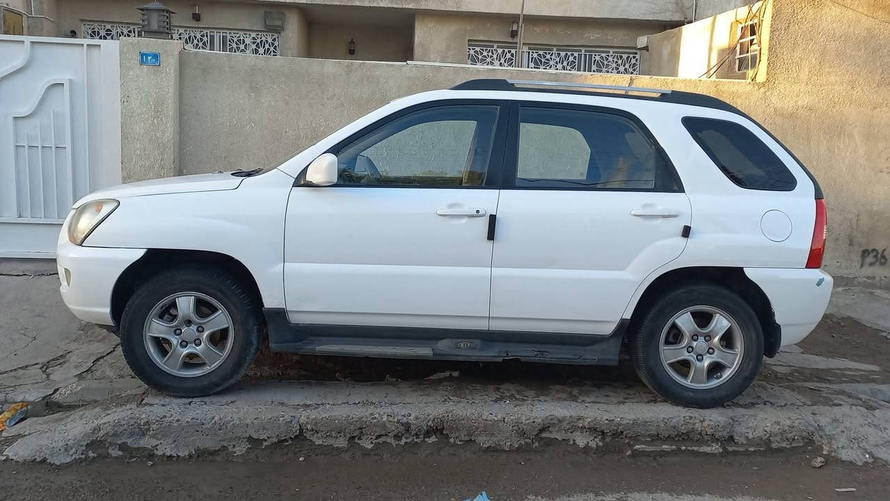 السلام عليكم
سيارة سبورتج موديل 2008 رقم بابل مشروع وطني بأسمي 
 
 وارد امريكي محرك 2000  السيارة جاهزة ما بيها نقص 
صبغ جاملغ وبنيد بلادي الدواخل مكفولة 
السعر 105 مكاني بغداد الدورة
 ***********
