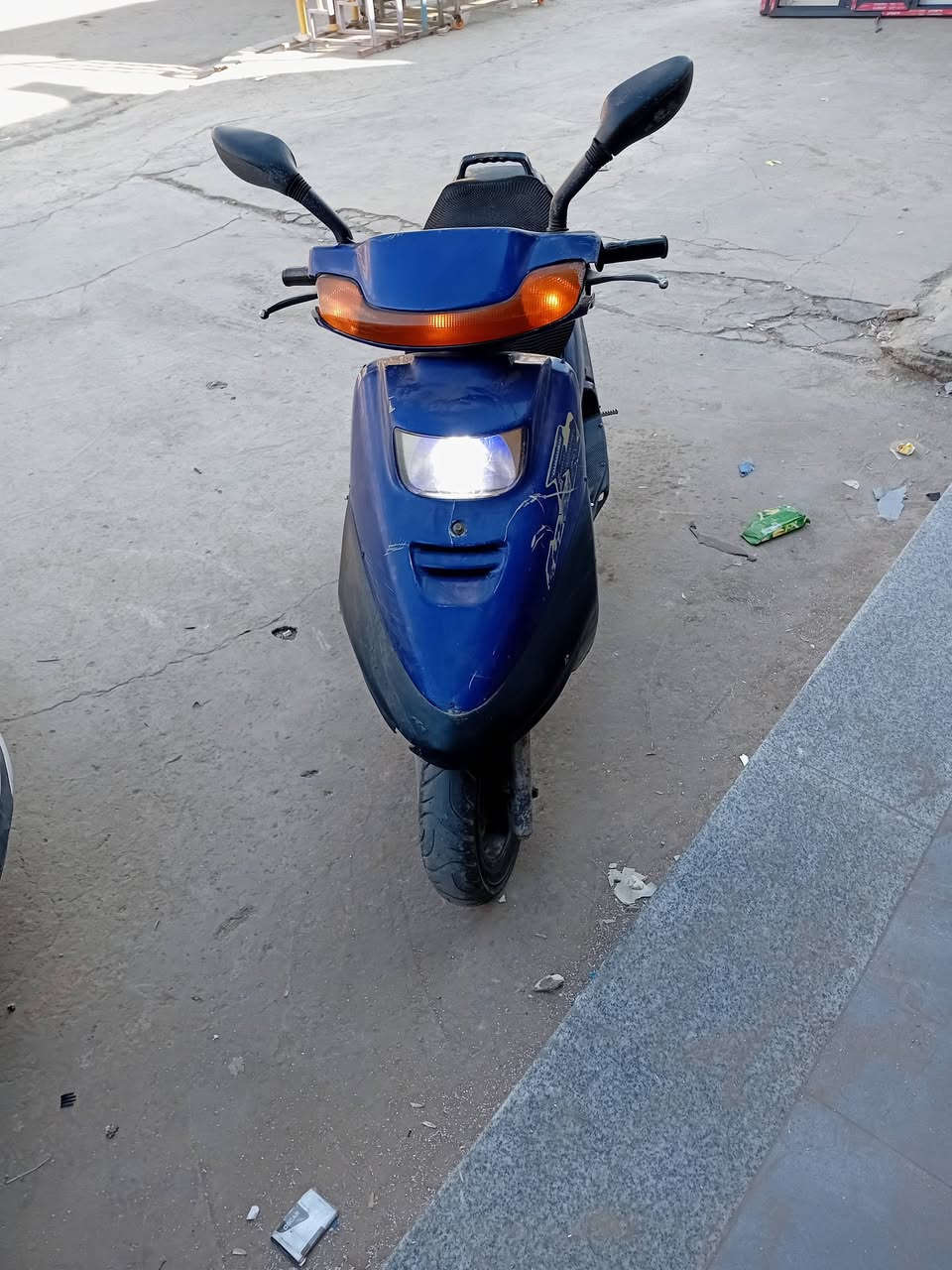 السلام عليكم دراجه نوع فراشه سرعته140مكينه مكفولا لاتبخير ولا تنقيص كهرابائياته يرادله ترتيب تشتغل هندر كابريتر جديد السعر 275وبيه مجال العنوان بغداد الحسينيه ***********
