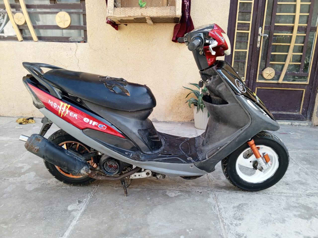 ملاحظه دراجه بيها تبخير بل دوس القوي 
سلام عليكم دراجه ماكس عدله ياباني 2003 دراجه شغاله سلف هندر ابي وقت بيها تزويد رياضي دبل امامي وياله وشيال ويدات وقطره مال دهن رياضي تايرات جدد امامي وخلفي دراجه شغاله كهربائيات شغاله سلف هندر وبك لايت ودشبول صالنصه رياضيه FM دراجه مفتوح بوشه 49 مكينه ناعمه السعر 350 وبيها مجال مكان كربلاء حي الغدير حديقه الياسمين متواجد *********** و متواجد ماسنجر
