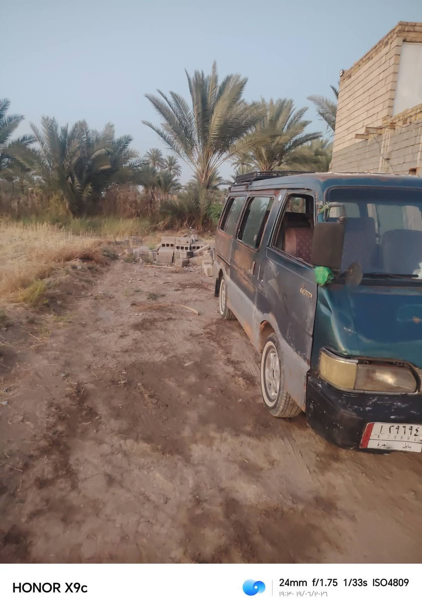 السلام عليكم كيا للبيع بسته موديل 94 مكان الحمزه الغربي حداديه السعر ب 25 وبيها مجال اتصال على الرقم***********
