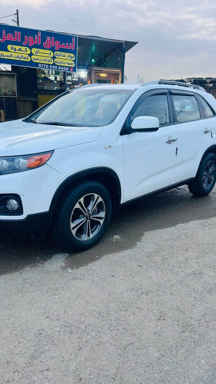 سلام عليكم للبيع كيا سورنتو 
موديل 2011 كلين بدون صبغ 
فقط بي رصعات يم الهلال كير ومحرك بشرط لاصرف لابخار 
محرك مفتوح بشرط 
هزه فحص سنويه كله جديد 
رقم سليمانيه 
سعر 145 وبي مجال مكان وصاحب السيارة بكركوك للاستفسار من صاحب السيارة الاتصال عالرقم *********** كركوك, العراق
