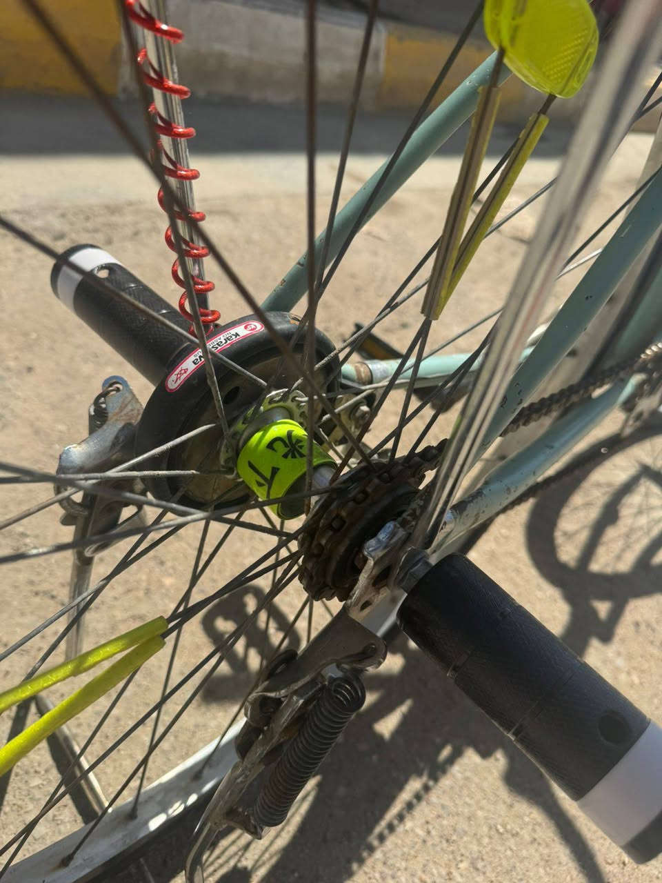 للبيع بايسكل حجم 26 ياباني الاصلي مامصبوغ حلو ونضيف فقط بريك مابي السعر 65 وبي مجال
***********
