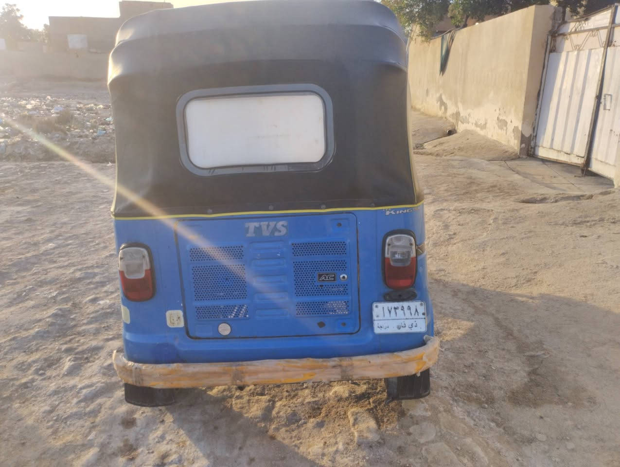 سلام عليكم تكتك للبيع موديل 21بشهر 5قضاء نصر محرك كارتون عله سحك كهربائيات جاهزه وتخم تاير جديد السعر خاص  الاستفسار ***********
