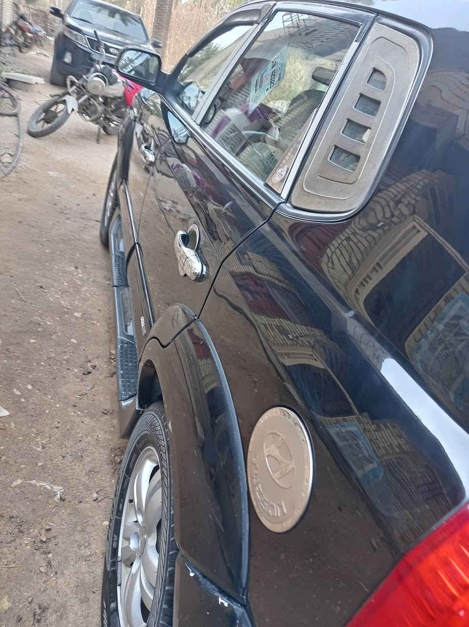 سلام عليكم
توسان 2007
6سلندر
السياره كلشي مابيهه بس بنيد
***********
المكام كربلاء
