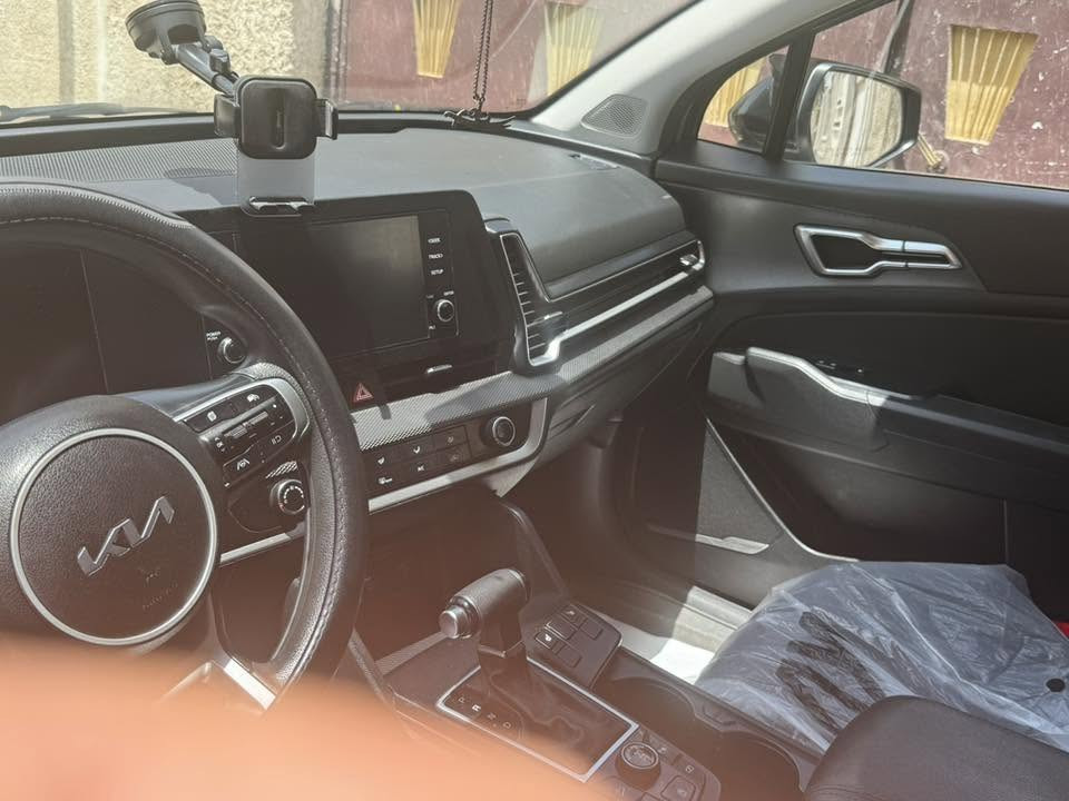 السلام عليكم سبورتج ٢٠٢٣ رقم اربيل بسمي واراد امريكي مواصفاته lx دخول اسويج مو بصمه محرك ٢٥٠٠ دفع رباعي رادار امامي خلفي كشنات هيتر توقف ذاتي مانع اصطدام وبعد بيه مواصفات حادثه فقط جاملغ اليمنه يربك فقط دركه وراجع سستم السعر ١٧٦وبيه مجال العنوان بغداد حي الجهاد ***********
