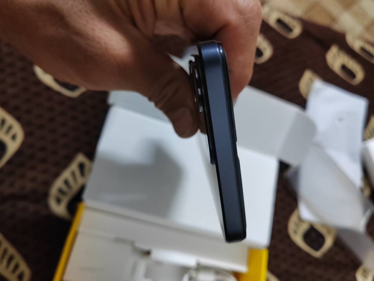 السلام عليكم ورحمة الله وبركاته
للبيع او مراوس اش عندك نزل
ريلمي نوت 70 نضافه 100
مستعمل يومين فقط
ذاكرة 256 رام 24
بطارية 6000 الاف
السعر/195 والشراي يدلل
للعلم سعر الجديد 225 صار
مكاني موصل أيسر
***********
