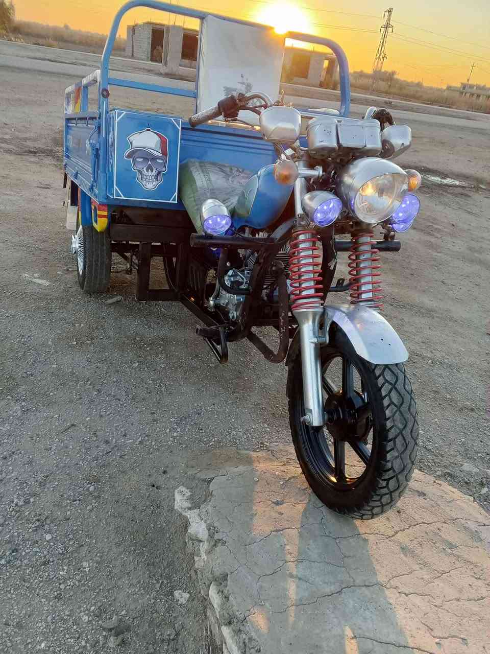 السلام عليكم ستوته للبيع موديل 16 مكينه 21 اوراق اصولي ستوته مقفوله كفاله عامه نقرهس ستوته مال جنات ما ابي اي نق ص العنوان بابل الشوملي السعر مليون 250 وبيها مجال قليل ***********///***********
