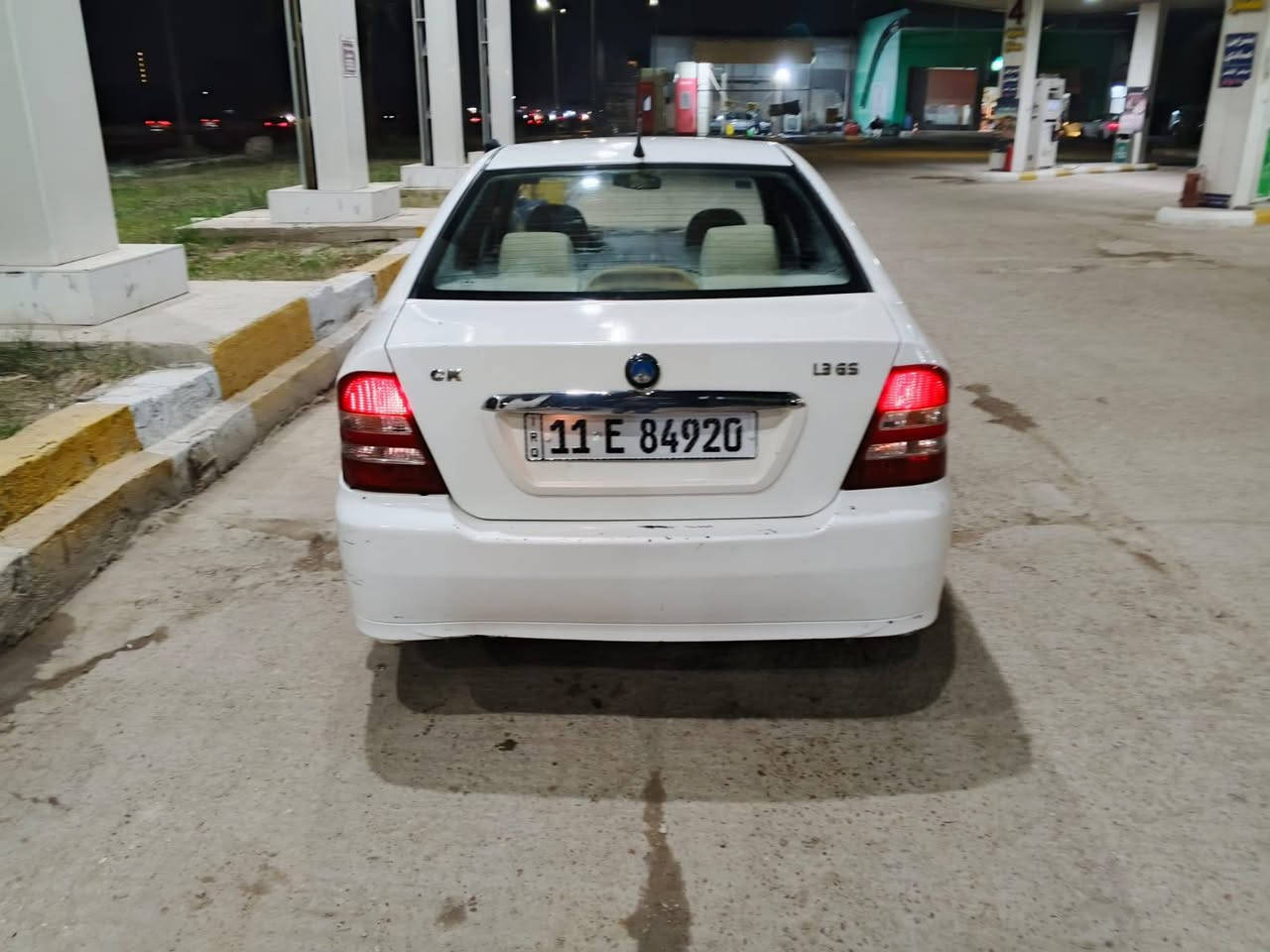 السلام عليكم ck موديل 2013 بسمي السيارة بلاديه بدون صبغ ماشيه 890000 ألف كيلومتر بيها شخط بالباب الا يمن الخلفي نافذ سيارة نظيفه جدا السعر44 ورقه الاتصال *********** ابو اوس
