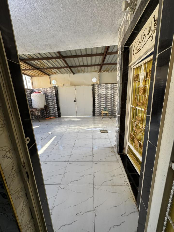 للبيع بيت سكني في أم العصافير – السماوة 🏡

فرصة مميزة لامتلاك بيت بموقع ممتاز في منطقة أم العصافير / السماوة

📐 المساحة: 210 متر مربع
📍 الموقع: مقابل مدارس ثانوية مباشرة
🔹 منطقة حيوية وقريبة من الخدمات

البيت مناسب للسكن العائلي أو للاستثمار بسبب قربه من المدارس والمرافق المهمة.

💰 للاستفسار عن السعر والمزيد من التفاصيل التواصل على هذا الرقم 

***********
