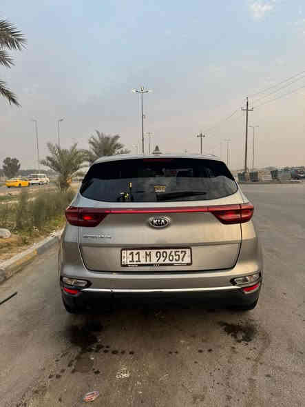 كيا سبورتج 2020 وارد امريكي حادث جاملغ وباب خلفي بجم بلادي مكينة 2.4 ماشية 40 كير ومحرك مكفول شاشة كاميرا خلفية كشنات مخمل سعرها 180 وبيها مجال مكاني بغداد الامين الثانية ***********
بيع فقط بدون مراوس
