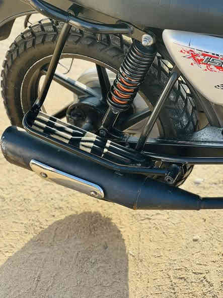 دراجه هندي كما موضح بالصور  موديل 2021 أوراق بأسمي مامفتوح بيهه برغي السعر 1500 للاستفسار ***********
