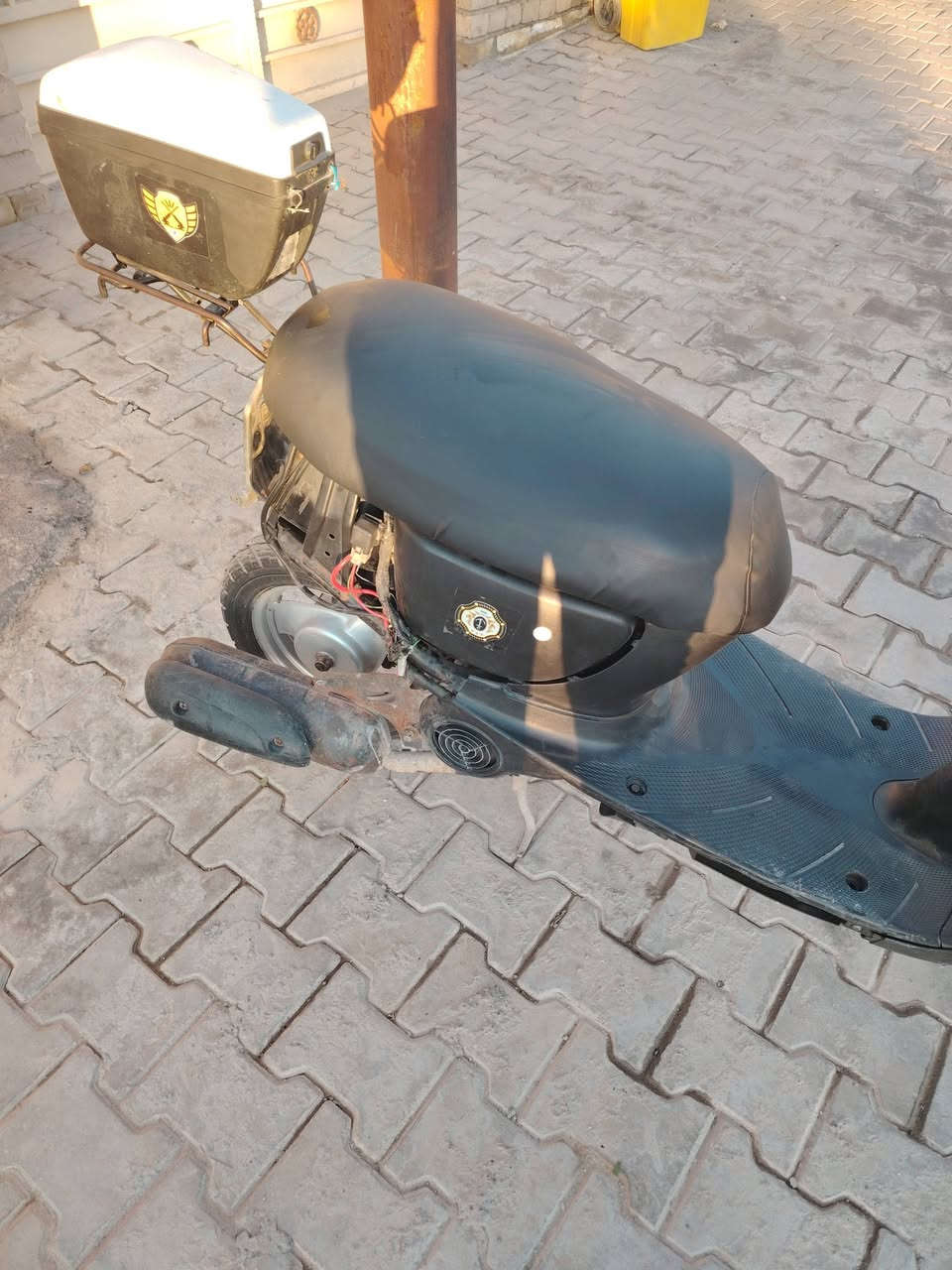 قردة نضيفه مكينه تخبل نص هندرلايت اشاير قفل جنطة شغال السعر 175 بغداد الشعب  ***********
