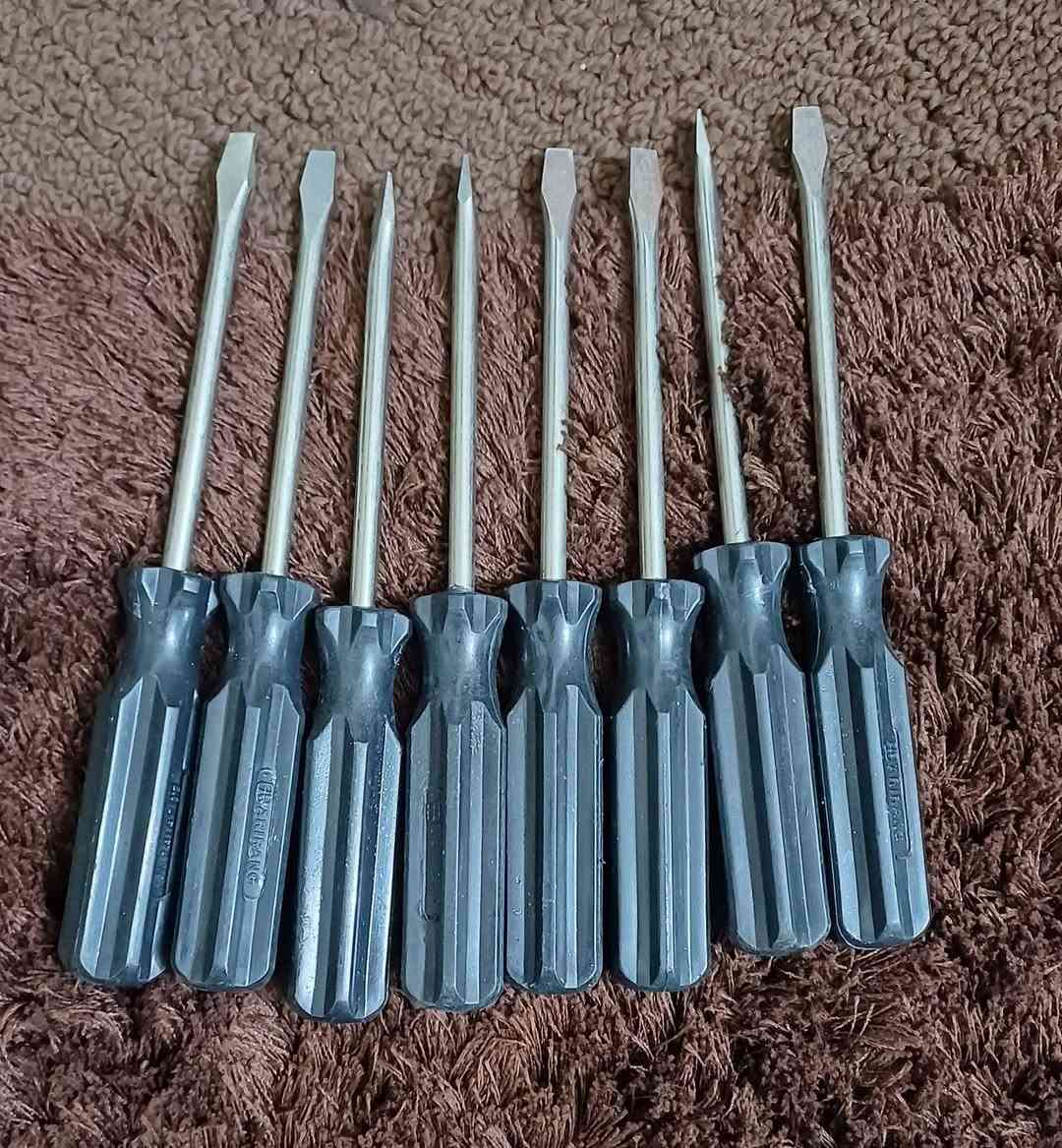 للبيع شلعة وحدة قياسات مختلفة .
باقي التفاصيل خاص


**إذا كنت صاحب هذا الإعلان وتريد حذفه لأي سبب، رجاءا أرسل رسالة إلى الدعم الفني**