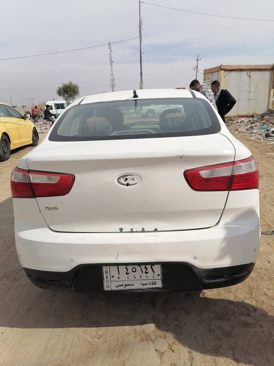 سلام عليكم كياريو موديل 2015 خليجي سياره فول عدا البصمه بيها بارد ب قبق الجنطه مكينه مفتوحه كير مكفول  سنويه ساقطه رقمها قادسيه 
السعر 102 وبيها مجال 
مكانها الديوانية قضاء الحمزه الشرقي 
غير متواجد ع الفيس مكلف بالنشر اتصل ع الرقم وبيك خير وتدلل ***********
