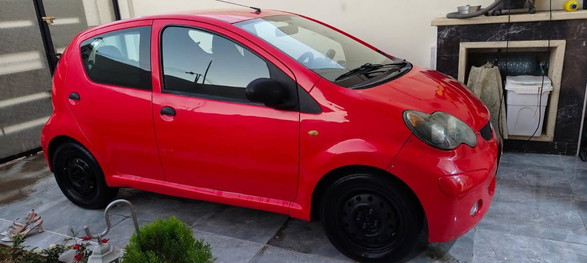 السلام عليكم 
ByD F0 2012
بدون صبغ 
كير شرط محرك شرط 
السعر 38 وبيها مجال بسيط 
***********
مكان موصل
