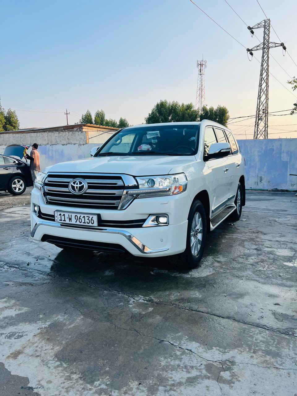 السلام عليكم لاندكروز بريم فول 2018 مكفوله كفاله عامه رقم بغداد دولي السعر 540 وبيها مجال للاستفسار ‭0771 196 9841‬
