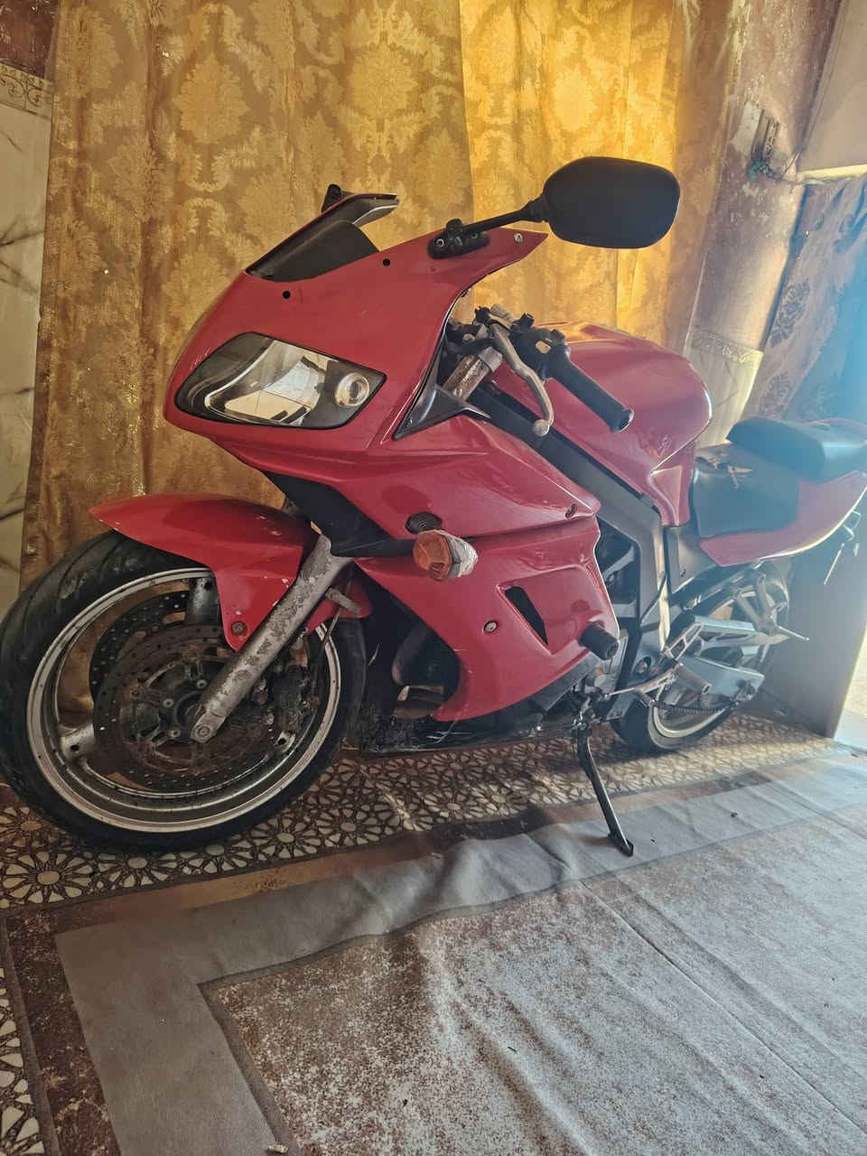 سلام عليكم دراجتين البيع الزركه انكليزي 3 سلندر حجم المكينه فوك 650 دراجه مميزه أوله بل عراق دراجه كفاله عمامه بس يردلها حساس مالف أوراق مدفوع كمركها مكنها بصره السعر 30 الحمره زاروكي 2 بستم مكينه v 650 درجه جديده وشقله كفاله عامه ما فتوح بيهن برقي أوراق ومدفوع كمركها السعر 30 توصل وتساب *********** يوالد المو شاري الا يتعبنه فدوه ومن تريد تجي جيب فيتر وياك افحص وشقل وتوكل عله الله هادي العيساوي
