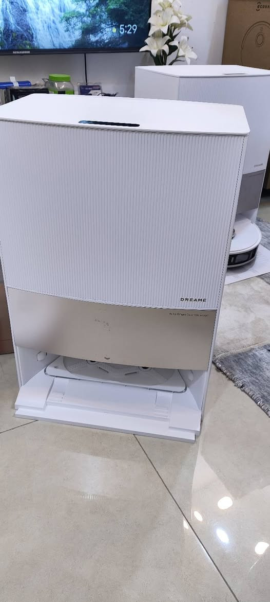 Dreame L20 ultra
كنس و مسح بفرج دوارة
 تفريغ ذاتي للغبار 
غسل الوصل وتنشيفه بماء حار وبهواء حار 
وكذلك رفع الوصل اوتماتيكي عن السجاد وامكانية ترك وصل المسح في المحطه تلقائيا 
خروج لفرجة المسح لامكانيه الوصول للزوايه ومسحها بصورة افضل 
خرائط متعددة للمنزل لعدة طوابق
تجاوز عوائق مع تطبيق دريمي الممتاز
قوه شفط ممتازة 7000 باسكال ومستويات متعدده للكنس والمسح


**إذا كنت صاحب هذا الإعلان وتريد حذفه لأي سبب، رجاءا أرسل رسالة إلى الدعم الفني**