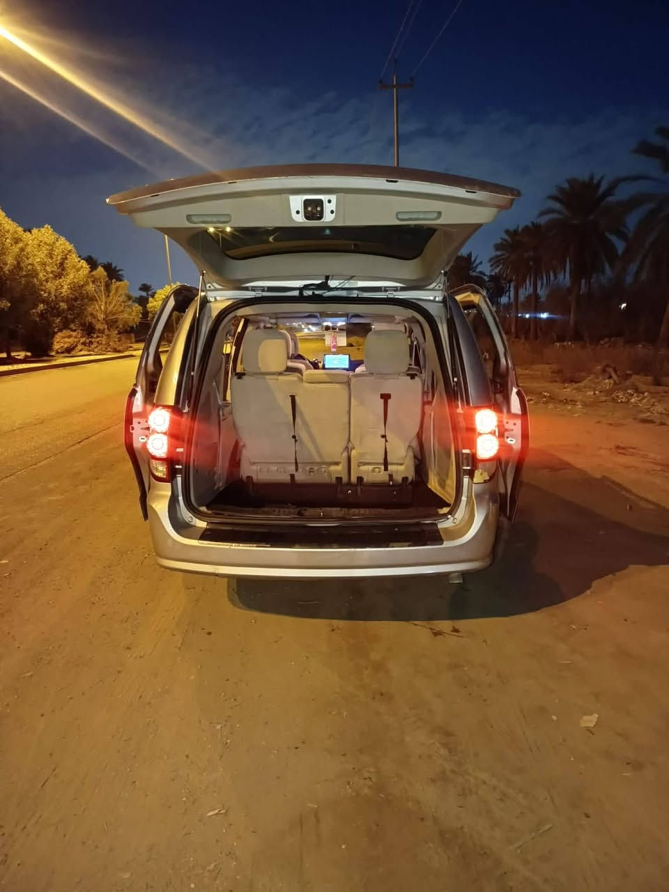 من رخصت لدمان (ادوات ادوات سيار دوج كرفان 7راكب سيار جديد من كلشي مكينه كير احدادي كله كفال سيار ما نقصه برقي مال جناي الله شهد سيار جديده معنه لكلمه سيار 2019ومتوم على وحد 2016طبق لصل شرط لحاسبه وين ما يعجبك دك والله سيار مال زلمه عنده مريض ويرد يبيعهه سيار مكانهه طراف بغداد المحموديه)((((لحد يراسل اني مكلف بل نشر وهاذه رقم صاحب سيار ***********وبي وتساب))))وتحاتي لجميع
