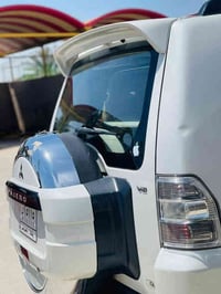 سياره باجيرو موديل 2014 خليجي حبتور  اعلى فئه فول موصفات شرط كير مكينه...