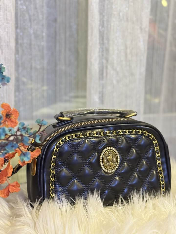 حقيبه ماركه Steve Madden امريكيه


**إذا كنت صاحب هذا الإعلان وتريد حذفه لأي سبب، رجاءا أرسل رسالة إلى الدعم الفني**