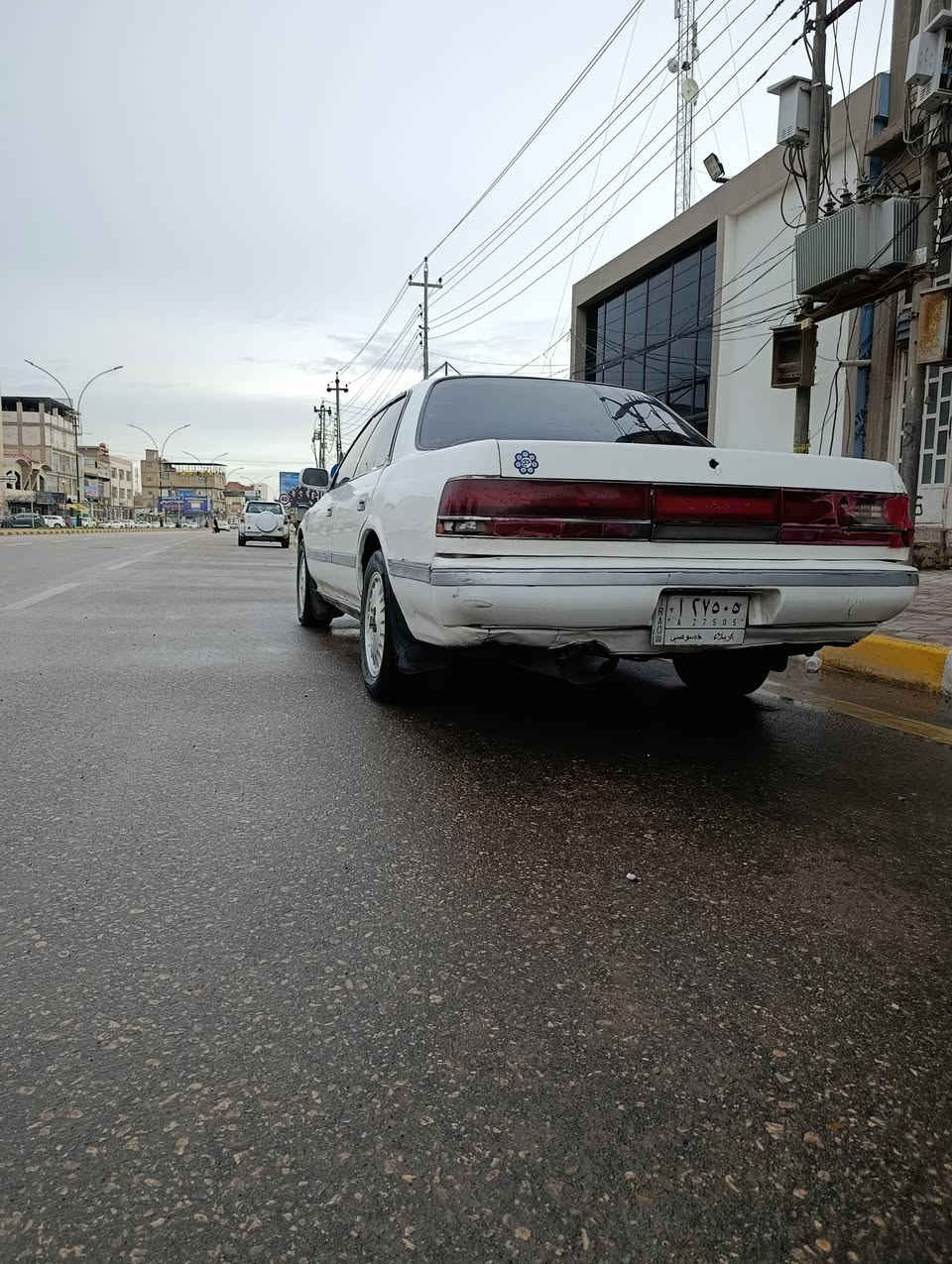 السلام عليكم شيزر عظم للبيع سياره مكفوله من كص ونقل جثه وضرب قويه سيارة جهازه من مكينه وكير وحديده جديد سنويه ٢٩   السعر 50 وبيه مجال رقم استفسار *********** مكان نجف حي كرامه
