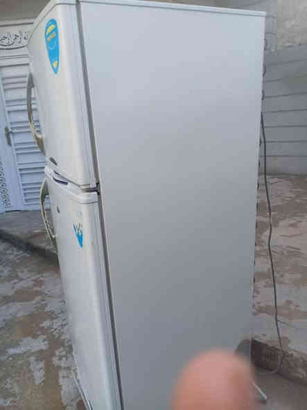 السلام عليكم..ثلاجه للبيع شغاله عنوان خانقين سبعه نيسان...مكلللف بالنشر لاتصال عل رقم صاحب ثلاجه..***********
