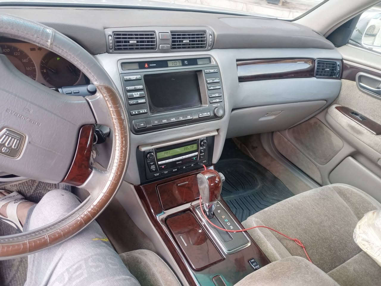سياره ملكه بأسمي محرك ديفور الصغير دكمه وحدة كريستال رقم كركوك السعر ١٢٠وبيها مجال قليل رقم الهاتف *********** العنوان تكريت
