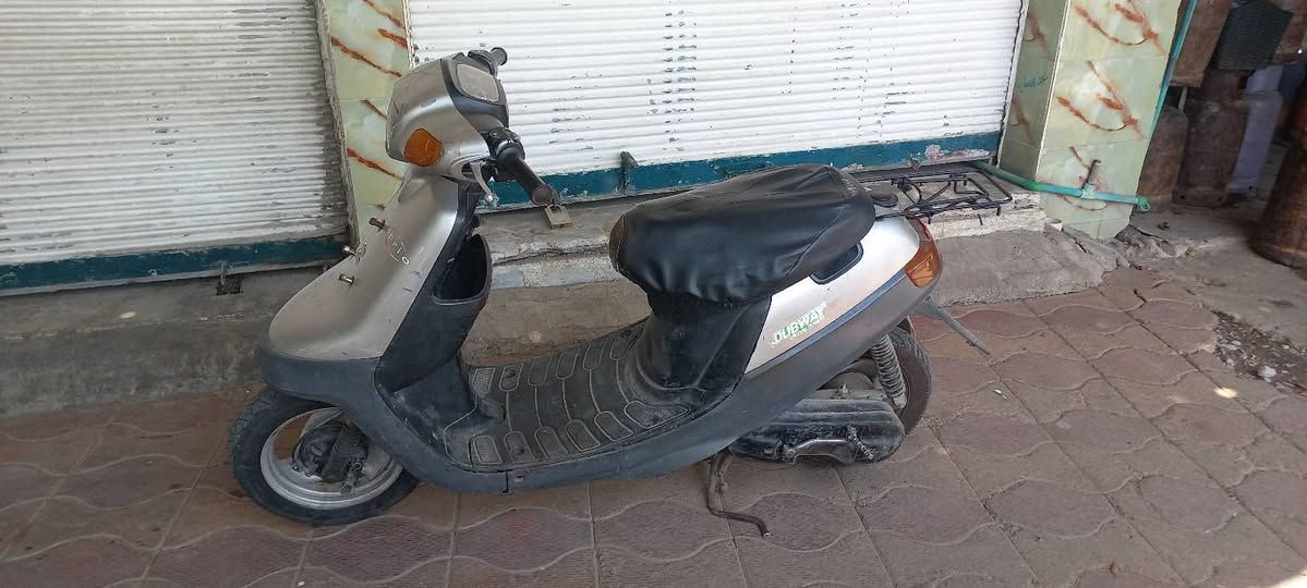 ماطور البيع مكينه مامفتوح السعر  ٣٠٠بي مجال الرقم ***********
