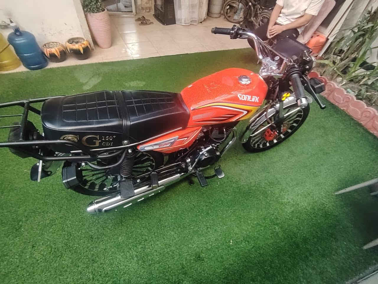 سلام عليكم دراجه ايراني موديل ٢٠٢٥جديده ماناقصه اي شي سعره 850قفل دراجه مال رمبه مال رمبه  مكاني الاعضميه رقم لميعجبه سعر رجأن لايعلق يعبر لمنشور وشراي عيوني اله ***********
