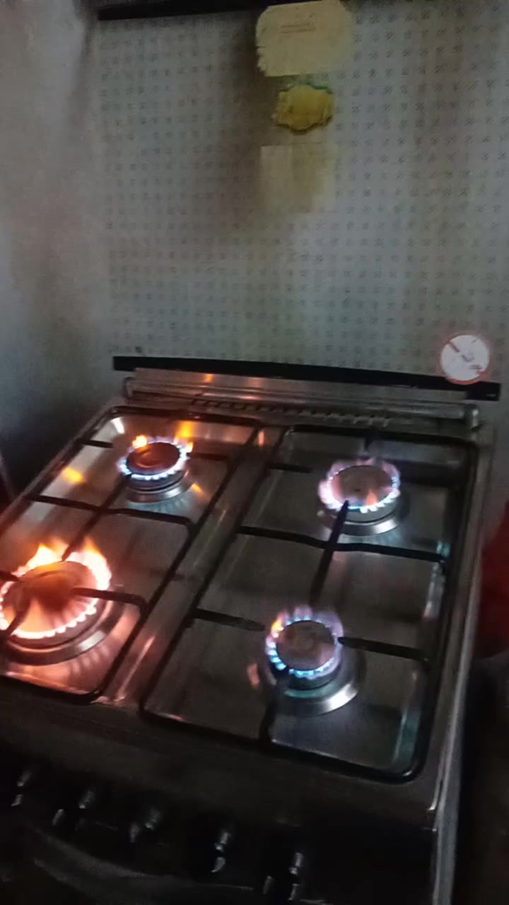 السلام عليكم عندي غساله اوتوماتيك ال جي للبيع ١٧ كيلو +طباخ ٤ عيون شغاله مع فرن نظيف  ايضا للبيع


**إذا كنت صاحب هذا الإعلان وتريد حذفه لأي سبب، رجاءا أرسل رسالة إلى الدعم الفني**