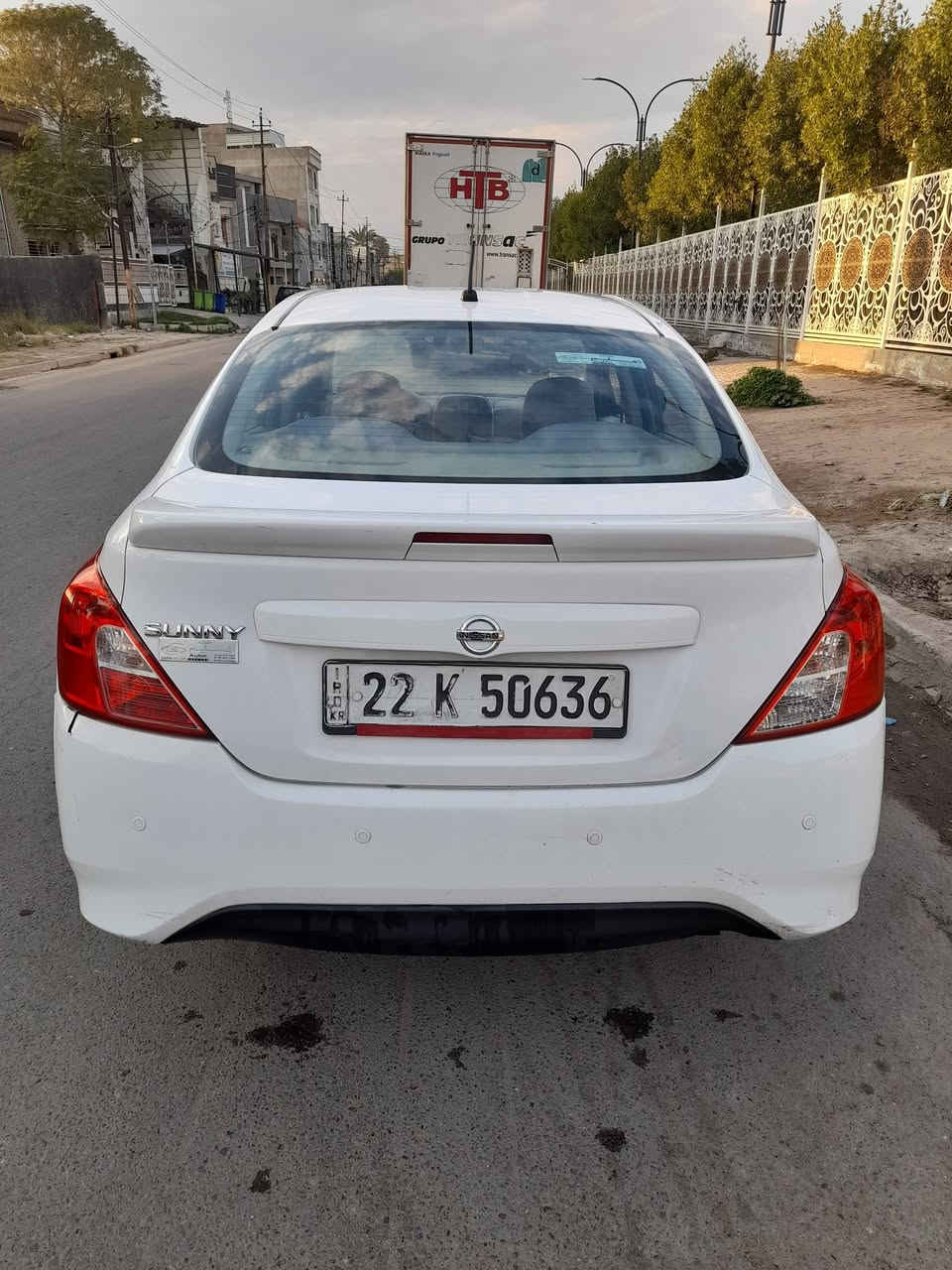 السلام عليكم 
للبيع نيسان سني هندي بليته زركه 
موديل 2020 رقم اربيل الجديد تريد تحويل تريد وكاله كير مكينه صدر تبريد سياره جاهزه شاشه دوشمه جديده 
العنوان / بغداد- الصليخ 
السعر / 104
الاتصال / ***********
