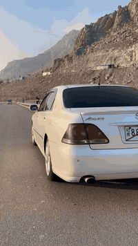 موس موس ١٨٢ ٢٠٠٥ 
٥ بەسمەیە 
٣دوگمە سپۆڕت
بێ بۆیاخ جگە لە شوێن موسەکانی  
لایت ناوچە کویر  
تەبریت ساردو گەرم مەزبوتە
ناو ڕەش فۆڕمیکای درزو شکاوی نیە
توندو تۆڵ 
٤ تایەو لوک. ویل دینگە
گێڕو مەکینە بەشەرتی ١٠ فیتەر
برێک بەسراوە 
بی مەسرەفە بەس لیخوڕی ئەویتە
 تەحکومات سەر سوکان هەموی ئیش ئەکات
0772 7188145
