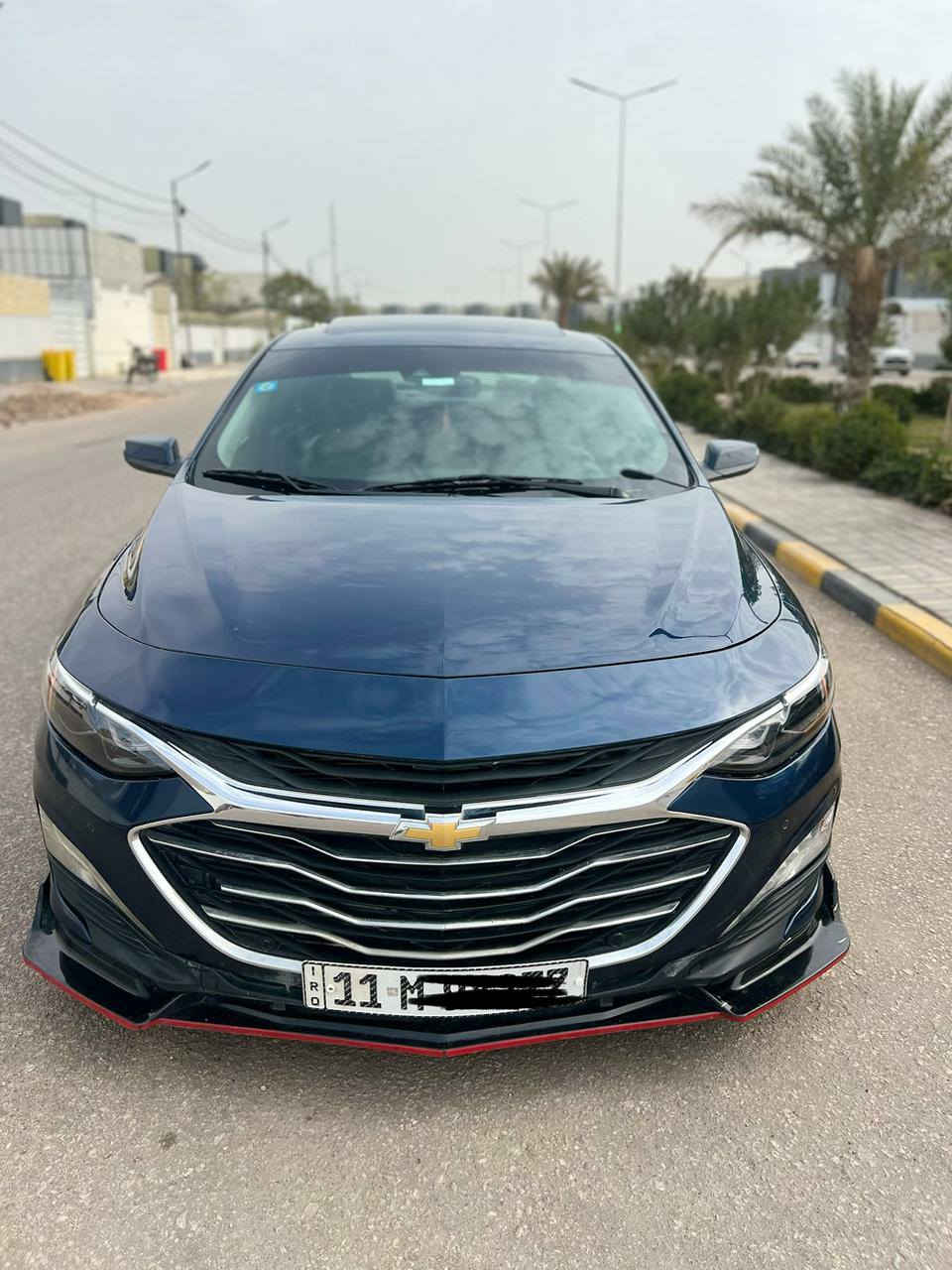 السلام عليكم 
ماليبو 2020 بريمر فول واحد على واحد 

ضرر قطعة وحده تبديل جاملغ جهة الصدر بلادي ايرباك استيرن فقط باقي كفاله 

محرك 2000 تيربو

كير ATF 9نمر

مميوري خزن كشنات

بنراما

اصطفاف ذاتي

مانع تصادم

انحراف مسار

حساسات

سماعات سس

كشنات جلد 

تدفئه تبريد كشنات

وباقي مواصفات الفول معروفه

السعر 135 

مكان السيارة بابل حله
‏‪0784 735 9842‬‏
