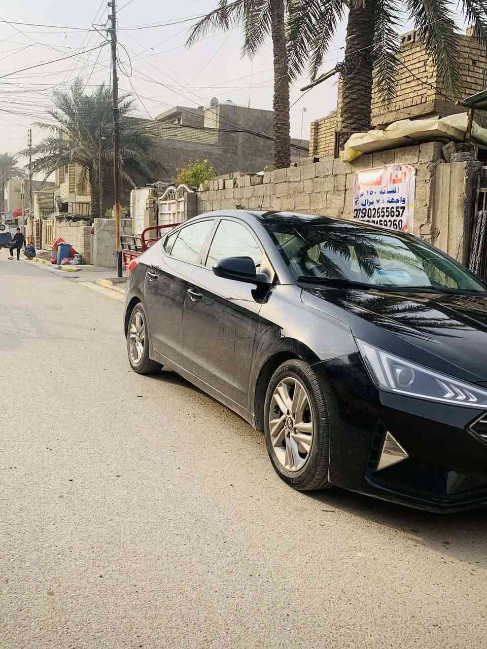 السلام عليكم الانتره 2019 امريكي رقم بغداد لون اسود
 ماشيه 95الف السياره
 معوقين شهر 11 تصير حره 
حادثها بنيد تبديل وجاملغ الايمن 
مواصفاتها
تحديد مسار
مانع انزلاق
رادار جانبي 
السعر120وبيها مجال 
بغداد حي الجهاد 
للاستفسار الاتصال على الرقم 
***********
