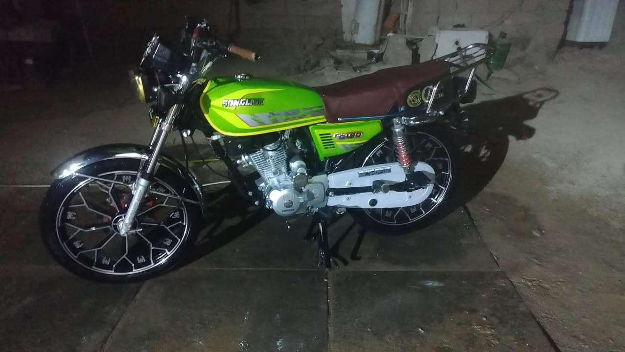 السلام عليكم دراجه للبيع نوع سونلينك موديل 2025
دراجه مكفوله كفاله عامه كلشي شغال بيها من عداد ودبل اشاره وكلشي شغال بيها دراجه اوراق اصولي مستعجل عليها كلش السعر 800 وبيها مجال هاذا رقمي وبيك خير وتدلل
***********
