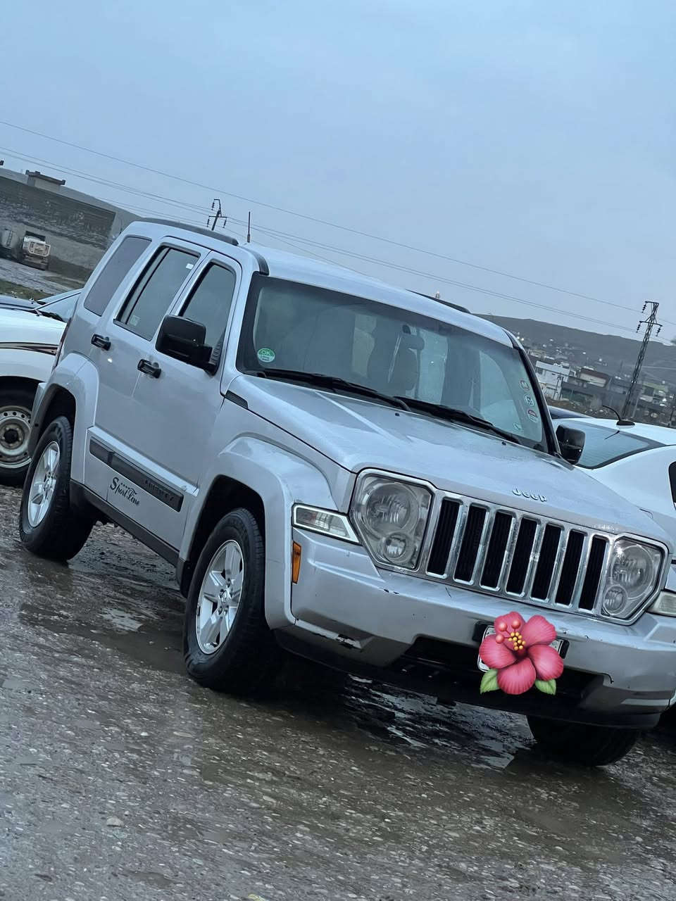 جيب ليبرتي 2012 دبل اكسل
گير و محرك و اكسل بشرط 

محرك ما مفتوح 

تخم امامي و خلفي جديد 

ماشيه فقط 140 الف حقيقي 

رقم دهوك تحويل بشرط من شرعي 

بيها 4 قطعات كلير بخ بدون داخل و بدون ضربه 

عليها غرامه 10 ورقه ينزل من سعر 

سعر 86 ورقه يعني صافي تنطيني 76 ورقه 

مكان السياره قضاء بردرش بين موصل و عقره 

كورك ***********

اسيا ***********
