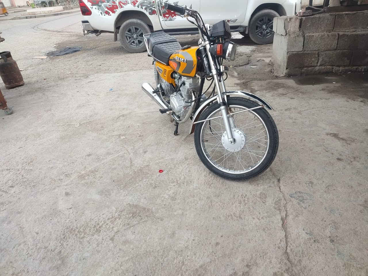 سلام عليكم دراجه لبيع 
مديل 25
وراق سكنر 
سعر 950وبيه مجال 
هاذه رقم راعيه 

*********** ‏
