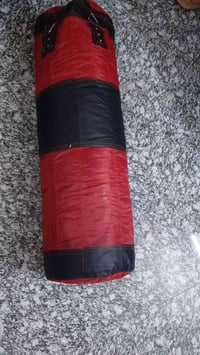 كيس ملاكمه • كفوف ملاكمه • زنجيل