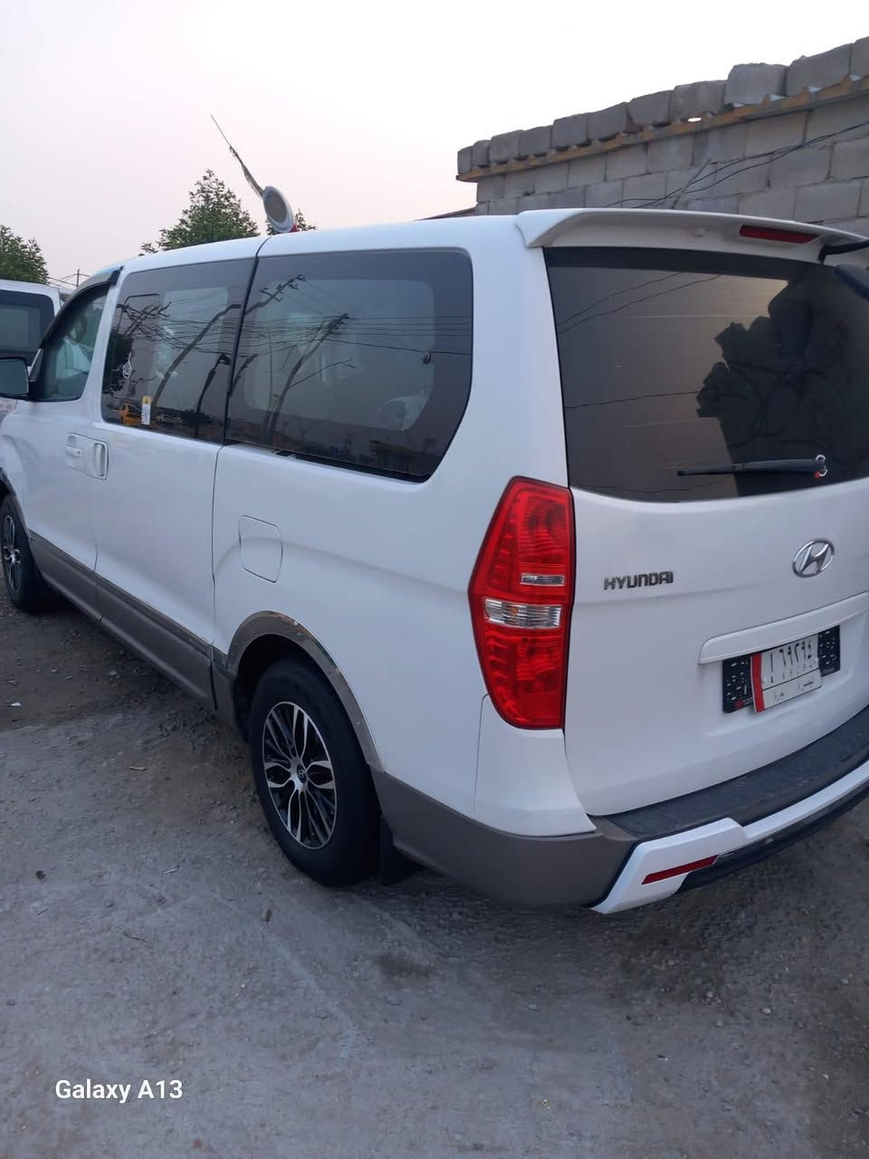 السلام عليكم ستاركس للبيع موديل 2018بيه بنيد وجاملخ سياره جديده رقمها بصره مكان سياره البصره سياره جازه***********
