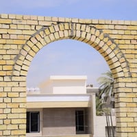 متوفر خلفه بناء فارغ حالياً نشتغل قطعي وعل دبل وبليوميه هم نطلع استلام...