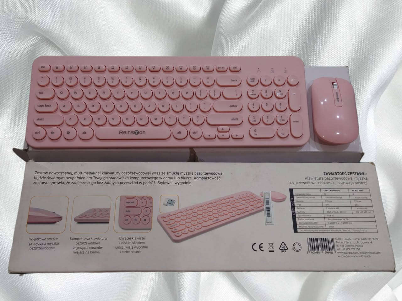 السلام عليكم

كيبورد وماوس (وايرلس) لون وردي 
القطع نظيفة جدا اوبن بوكس
مفحوصات شغالات بدون مشكلة

السعر 15 الف
 وموجود توصيل لكل المحافظات


**إذا كنت صاحب هذا الإعلان وتريد حذفه لأي سبب، رجاءا أرسل رسالة إلى الدعم الفني**