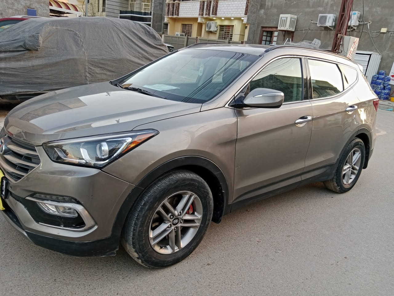 السلام عليكم سنتافي سبورت موديل 2018 للبيع فول ما عده البصمة وفتح السقف السيارة صوره الحادث مال أمريكا موجودة بل منشور رقم بغداد الجديد انكليزي   السعر 145 $ 
للاستفسار الاتصال على هذا الرقم 
***********
