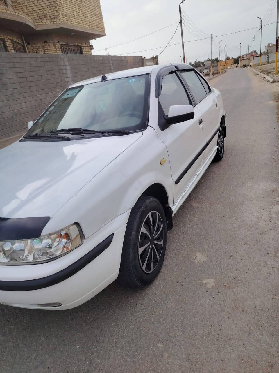 سلام عليكم
للبيع سمند ناطق موديل 2011 رقم بابل انكليزي سنوية وهزه  مجدد لل2031 مكينه كير حداديه تخم تاير جدد السعر 33ورقه مكاني ديوانية قضاء الشامية الاستفسار ***********
