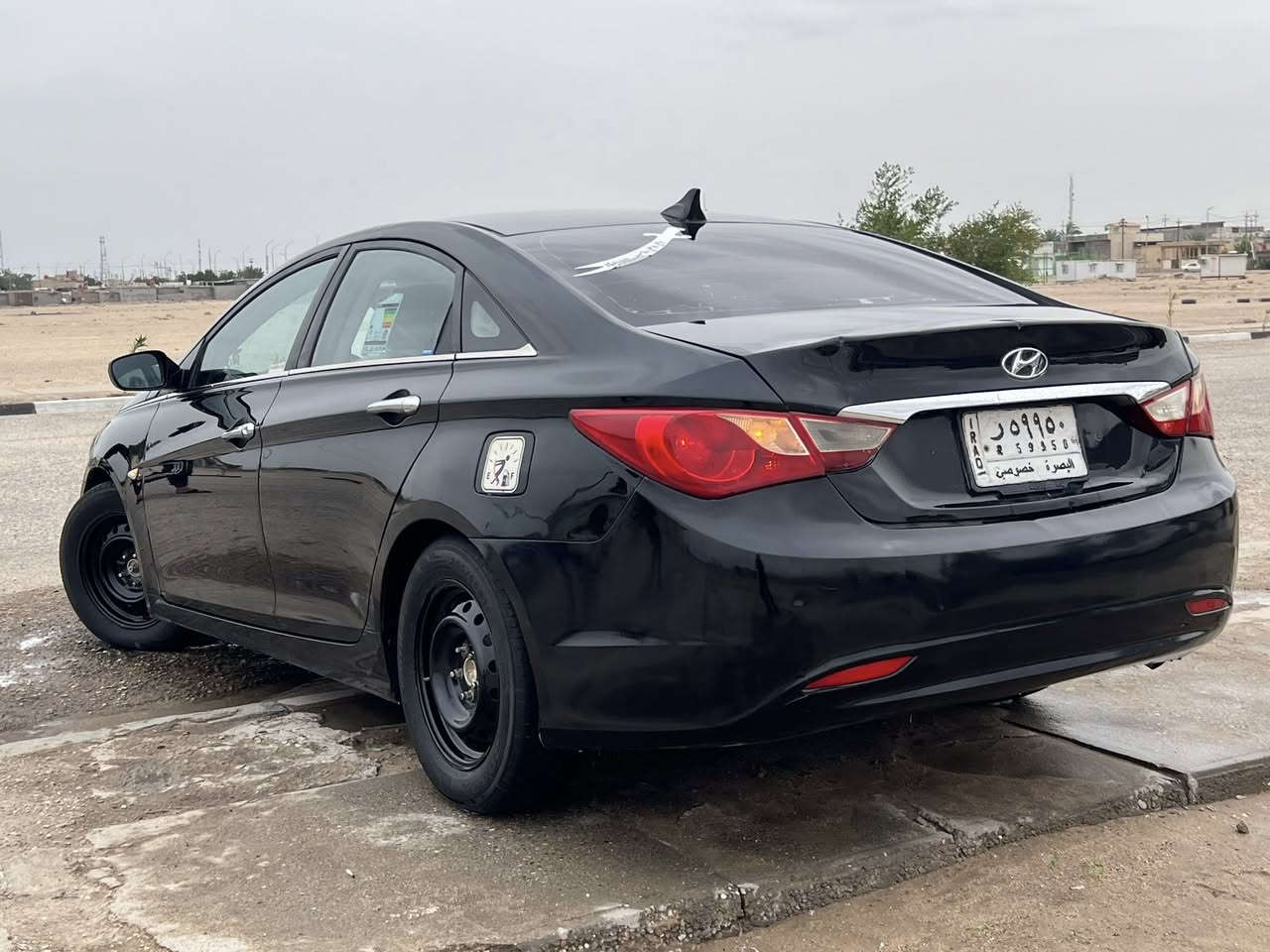 تحيه طيبه هونداي سوناته البيع مديل ١١  مكفوله من الضربه وتبديل بيهه ثلاث قطع صبق بدون ضربه وارد كوري ماينكفل من الصبق مكان السياره بصره خور الزبير السعر ٩٠ وبيه مجال سياره جاهزه كير مكينه تبريد حدايده جديد مكينه طك جيس توهه مشدوده ولشراي بل خدمه رقم الهاتف ***********مكان السياره خور الزبير بصره
