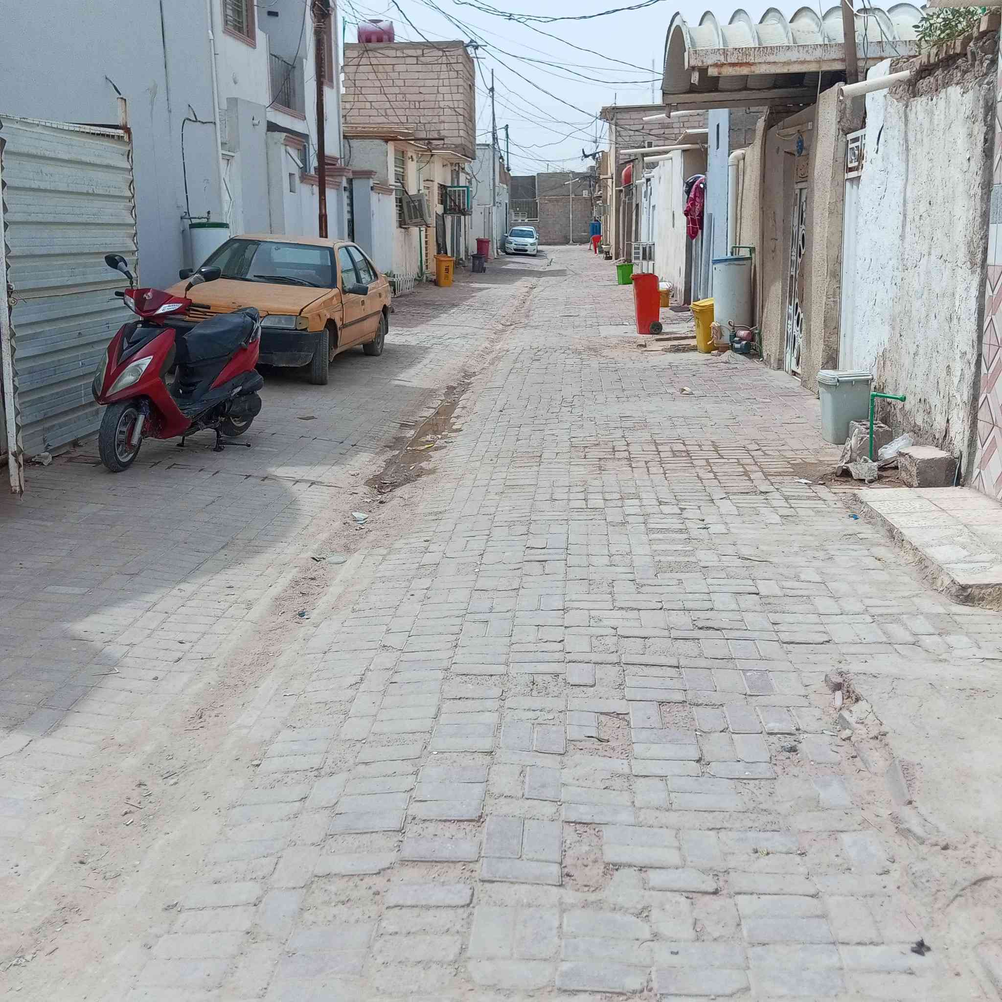 السلام عليكم بيت كوفه 17تموز مساحه خمسين فوك وجوه صب كونكريت شارعه عريض حلو بيت ماعايزشي ***********السعر اتصل وبيك خير ودلل
