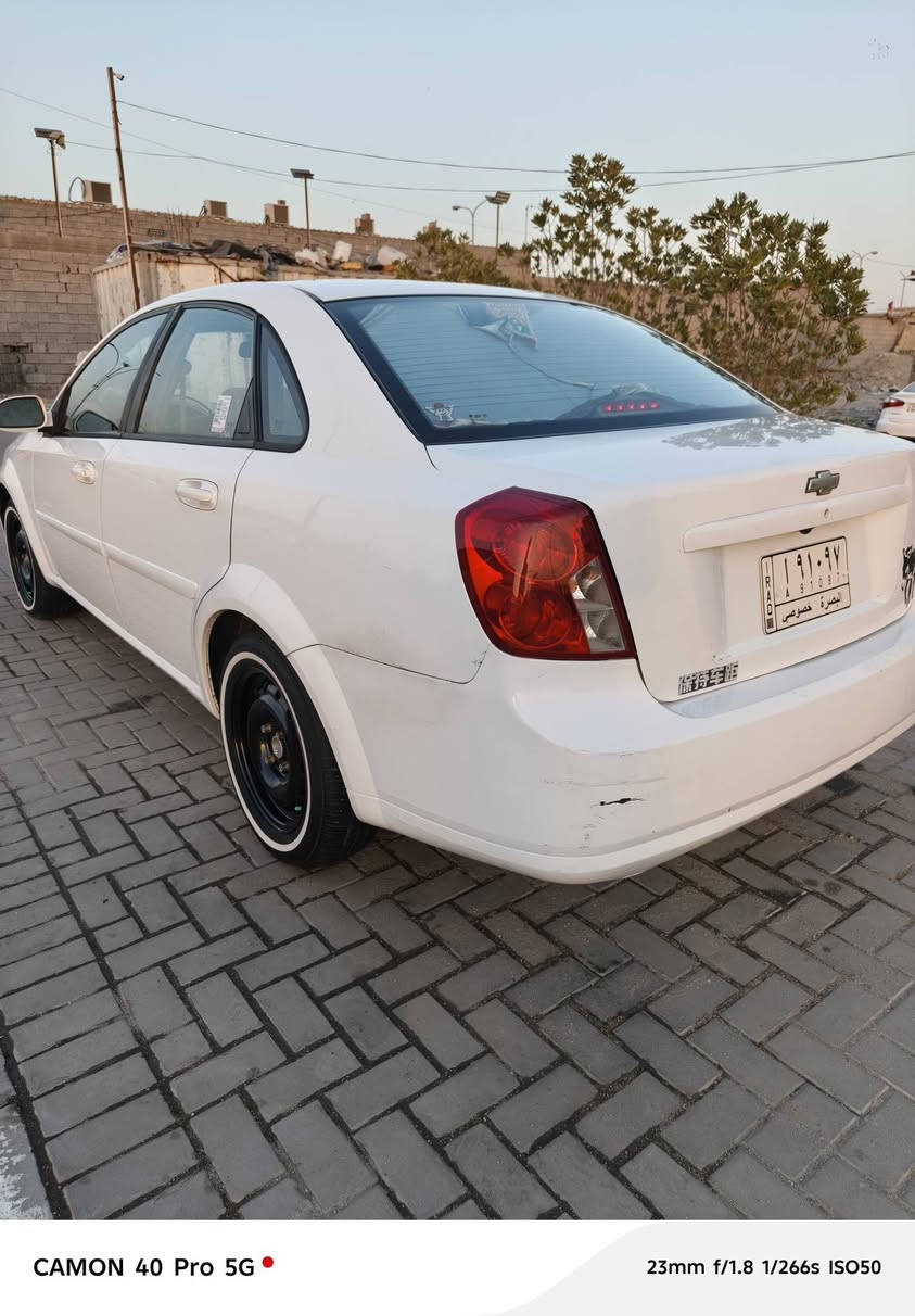 سلام عليكم 
سياره اوبترا موديل 14 گير عادي بلاد كفاله مكينه كير تبريد حدايده جاهزه السياره من كلشي ما بيها نقص برغي ترايك وين ماتريد تخم تاير خط ابيض بيها شويه  خسفات بالبنيد وبارد گد شبر بالچاملغ الكدام بدون لا معجون ولا صبغ ولا تبديل الباقي كله كفاله مكاني بصره حي الشرطه السعر 73 وبيها مجال ***********
