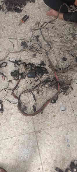 ورشة المؤمل الكهربائي ادامه الضفاير ولكهربائيات عامة الشوفر ليت ارجاع الخطوط ادامه الحساسات ولغاء جميع الجطلات ولخطوط خارج الضفيره وتصليح الكيجات يتوفر كادر جوال الى جميع المحافضات  عنوان الورشة بغداد مدخل  محطه وقود  الجبهة  *********** ه ورشة المؤمل
